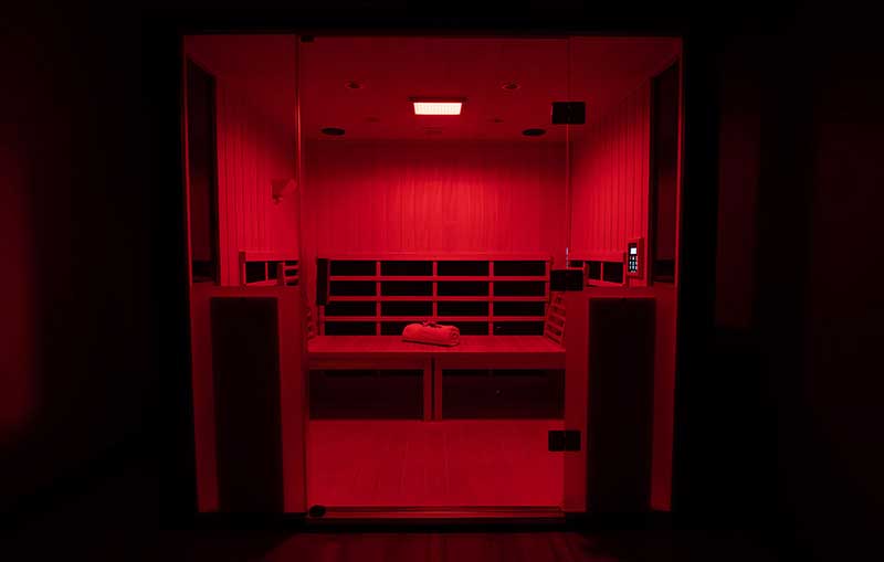 sauna salt therapy with chromotherapy red